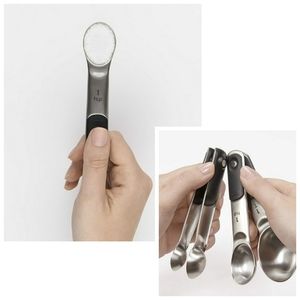 OXO Good Grips Measuring Spoons with Magnetic Snap